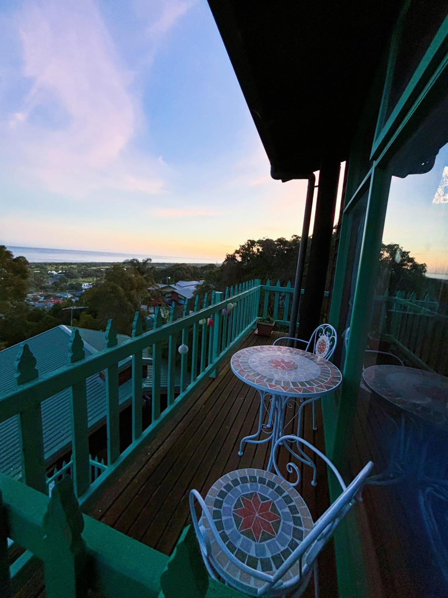 The Goat And Goose Bed & Breakfast Lakes Entrance Exterior photo