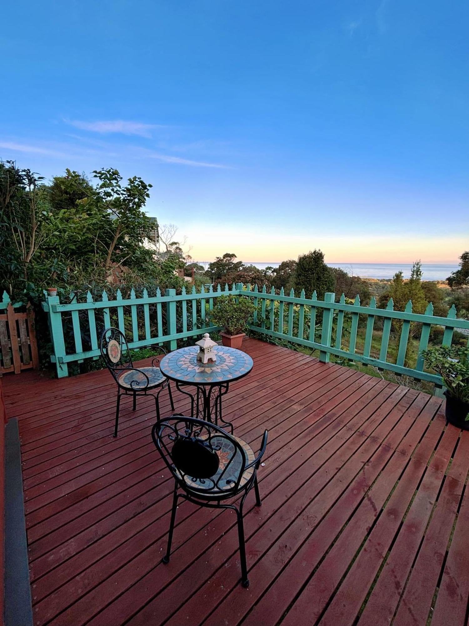 The Goat And Goose Bed & Breakfast Lakes Entrance Exterior photo
