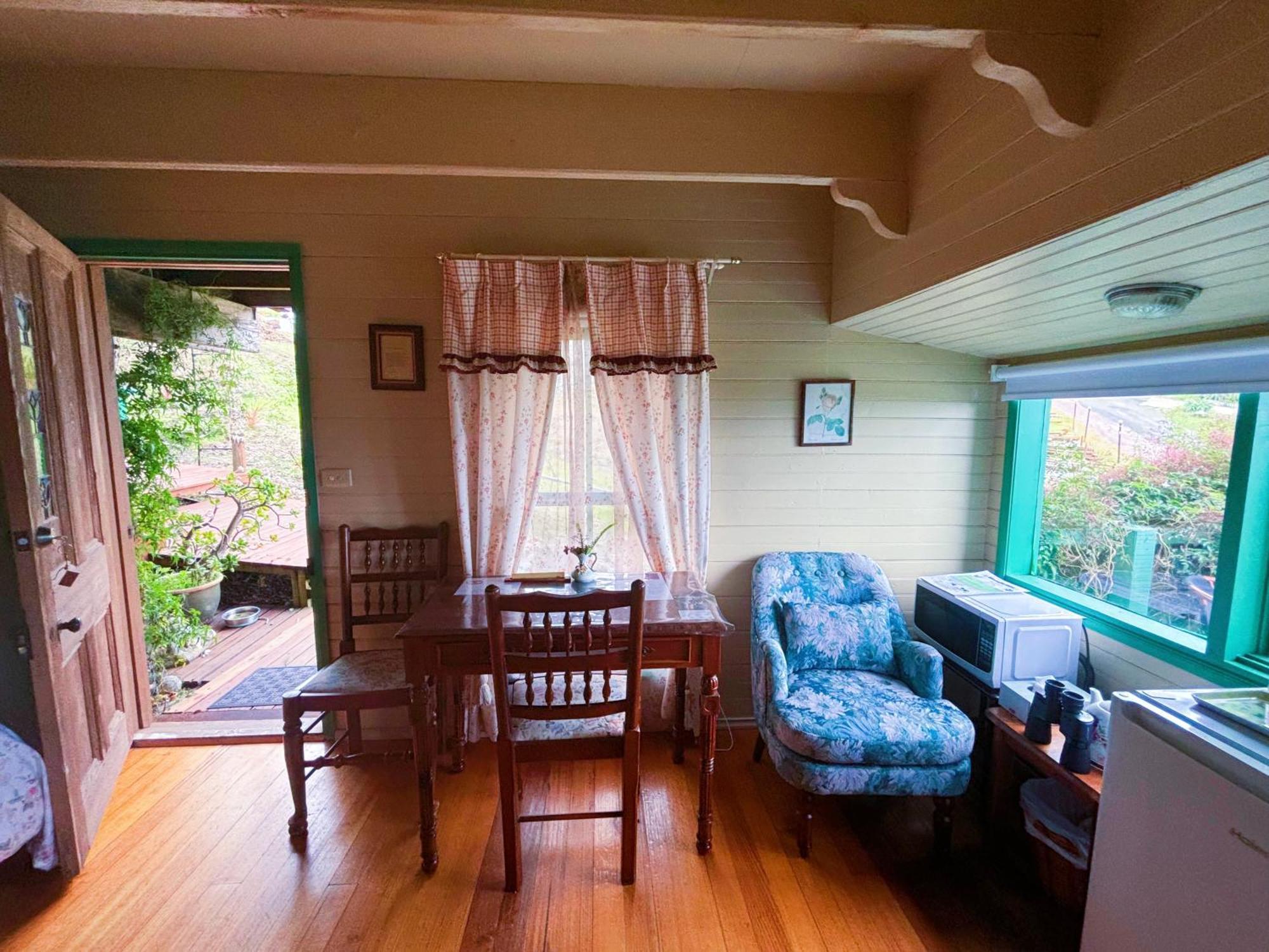 The Goat And Goose Bed & Breakfast Lakes Entrance Exterior photo