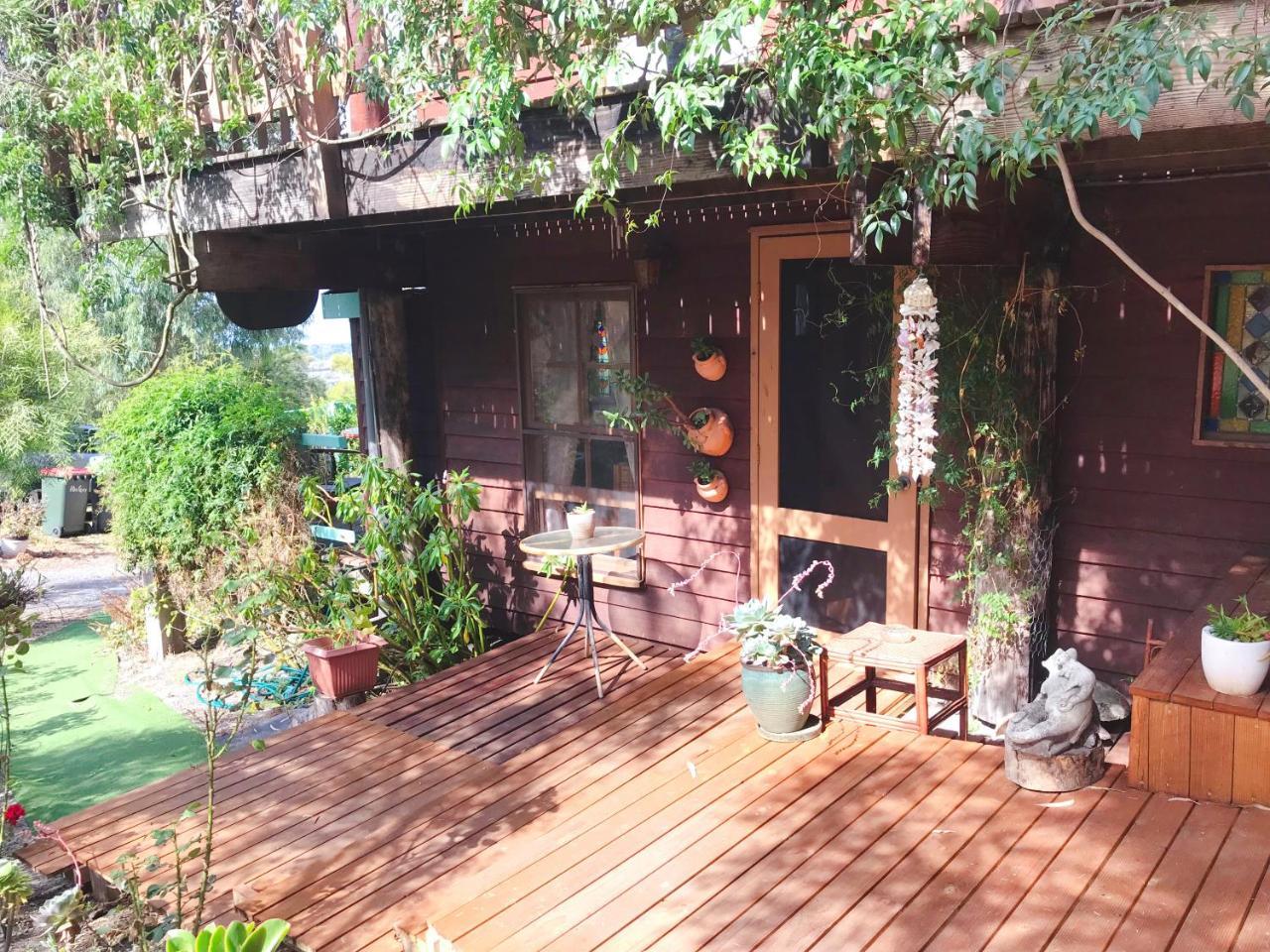 The Goat And Goose Bed & Breakfast Lakes Entrance Exterior photo
