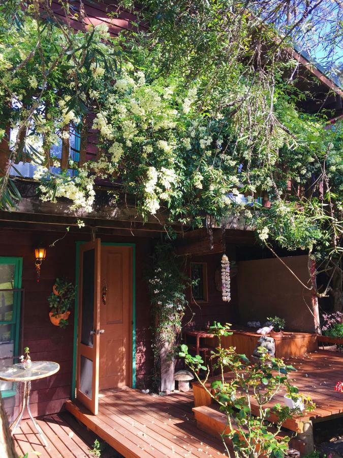 The Goat And Goose Bed & Breakfast Lakes Entrance Exterior photo